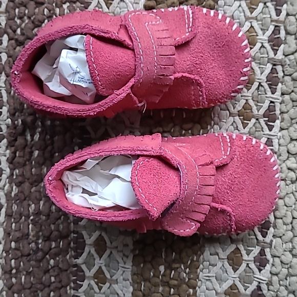 Minnetonka Front Strap Infant Bootie EUC size 5 - Picture 4 of 8